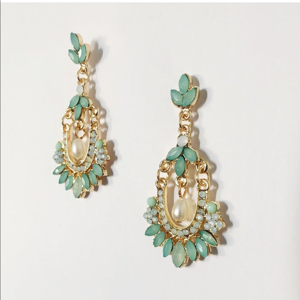 New light green and gold earrings
